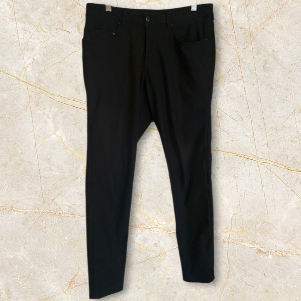 lululemon athletica Men’s Slim Jeans — Black